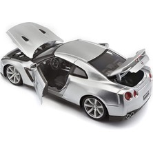 Bburago 1:18 Nissan Gt-R R35 2009 Model Araba