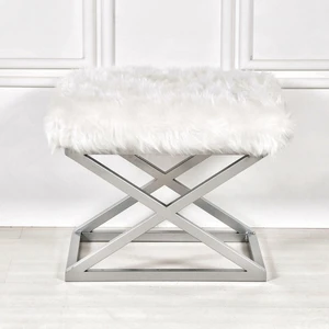 Gümüş Çapraz Ayaklı Beyaz Peluş Puf