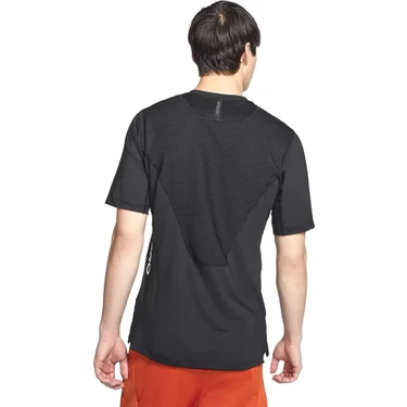 Nike sales aeroadapt shirt