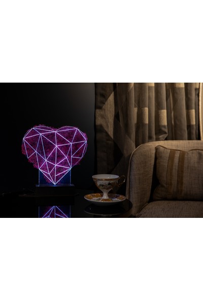 Benta Design 3D Polygon Kalpli Şoklanmış Yosun 3 Boyutlu Dekoratif LED Masa