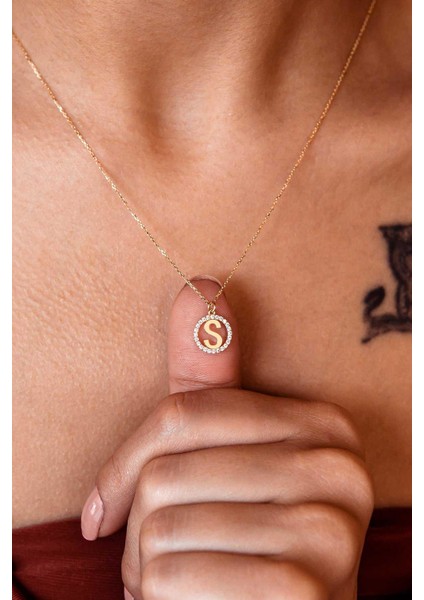 Yeni Taşlı S Harf Altın Kolye