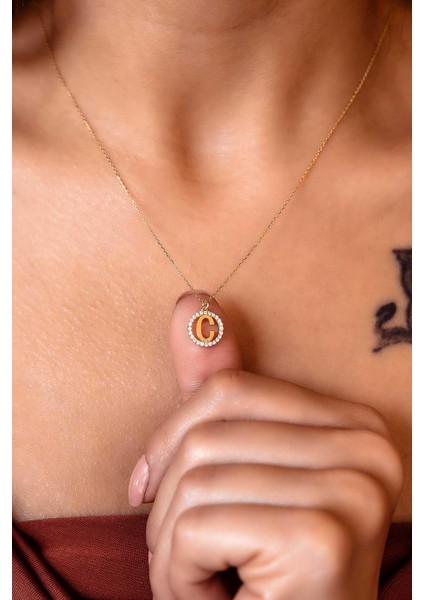 Yeni Taşlı Ç Harf Altın Kolye