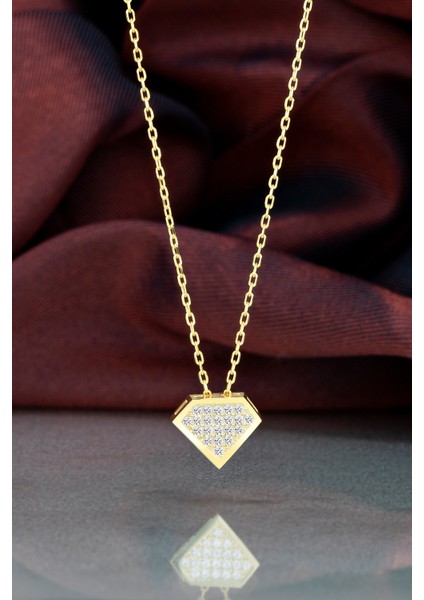 Gümüş Taş Kesim Temalı Altın Kaplama Kolye