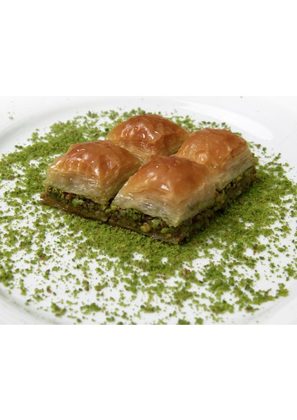 Fıstıklı Normal Baklava Tepsisi 3,2 kg