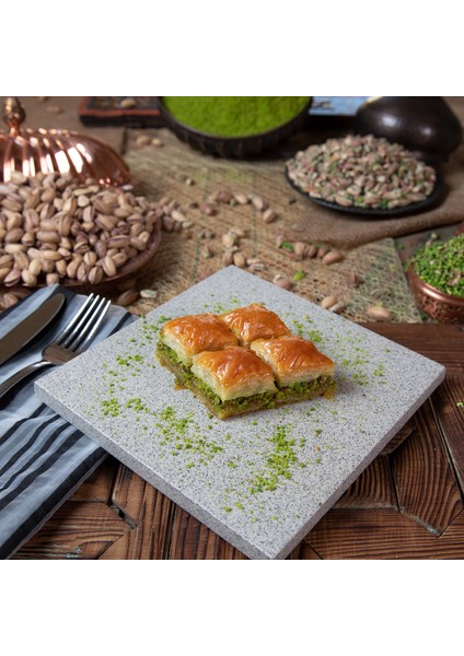 Fıstıklı Normal Baklava Tepsisi 3,2 kg