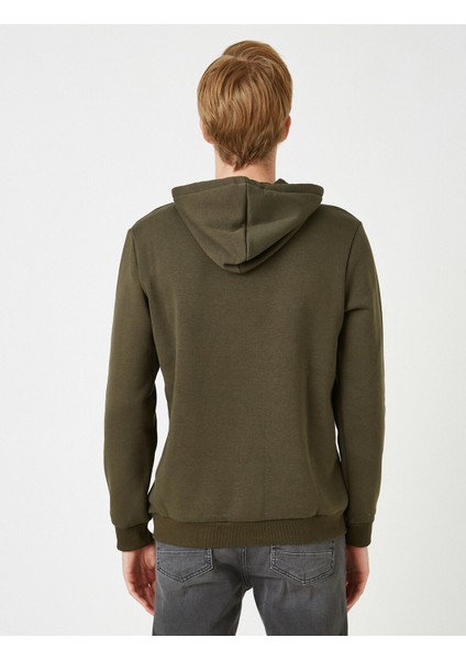 Erkek Kapüşonlu Uzun Kollu Sweatshirt fırsatları