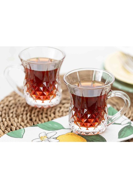 Madame Coco Florus 4'lü Çay Fincanı