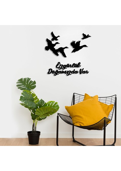 Özgürlük Doğamızda Var Kuşlar Duvar Oda Ev Aksesuarı Ahşap Tablo 50X47CM