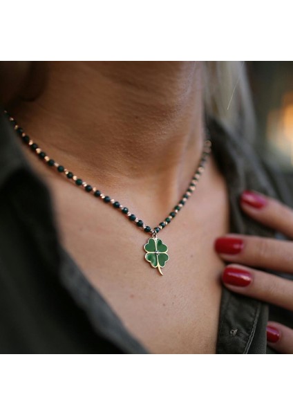 Yeşim Taşlı Yonca Kolye