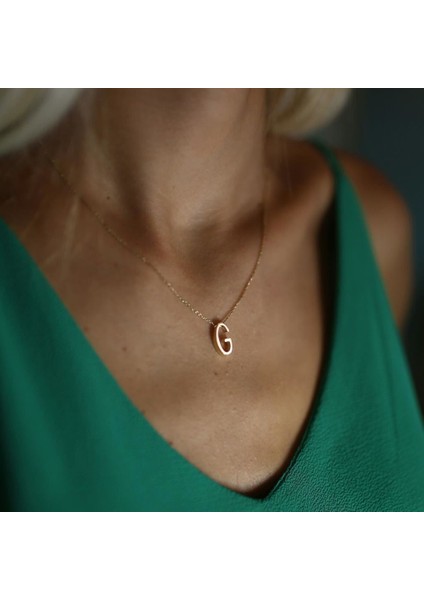 Üç Boyut Büyük Harf Kolye