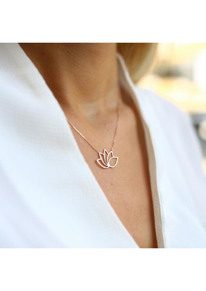 Lotus Çiçeği Kolye