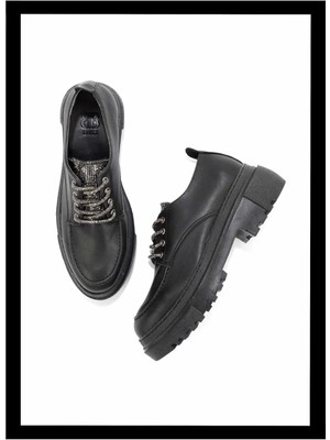 Bambi Siyah Platin Taşlı  Kadın Loafer Ayakkabı K01503741709