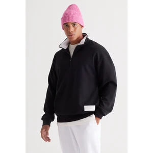 Altınyıldız Classics Erkek Siyah Loose Fit Dik Bato Yaka Içi Polarlı 3 Iplik Baskılı Sweatshirt