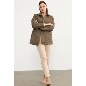 Çıt Çıtlı Gömlek Yaka Kapitone Mont - Haki