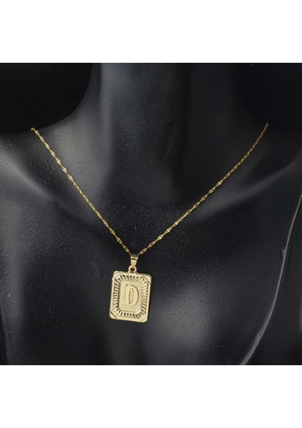 D Harf Kolye 14 Ayar Kare Altın Plakalı fiyatları
