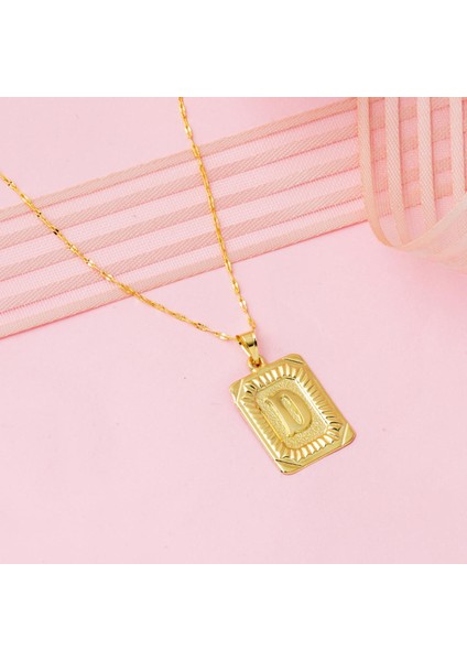 D Harf Kolye 14 Ayar Kare Altın Plakalı modelleri
