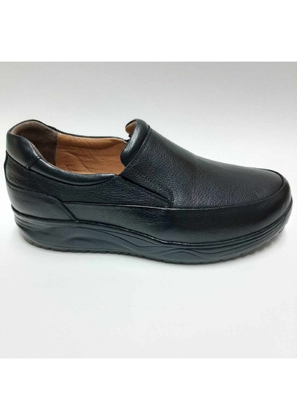 Deri Rahat Günlük Siyah Bağcıksız Erkek Yürüyüş Ayakkabısı C-7653953