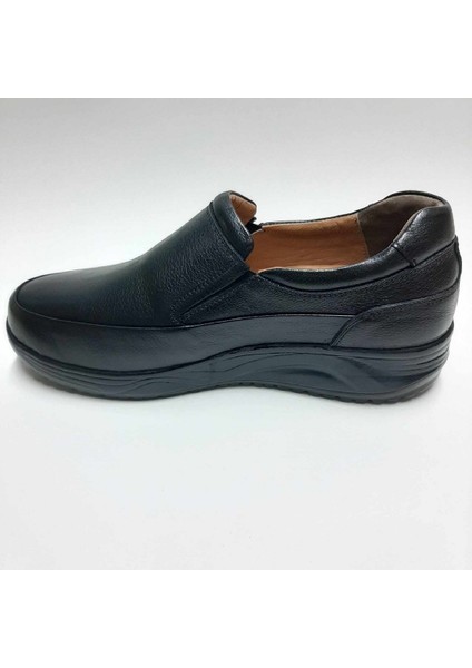Deri Rahat Günlük Siyah Bağcıksız Erkek Yürüyüş Ayakkabısı C-7653953 modelleri