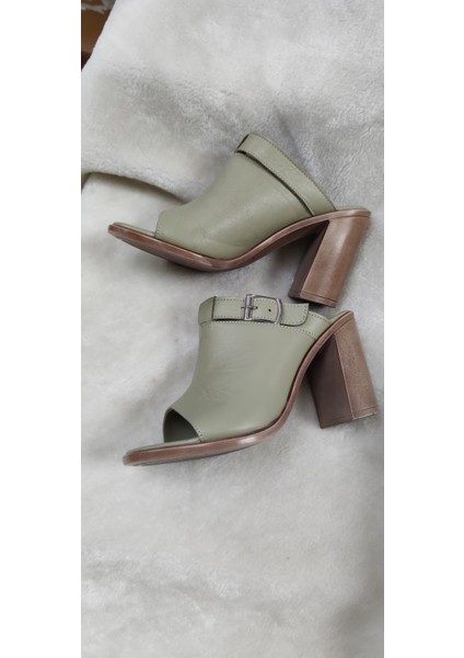 Çiğdem Deri Topuklu Yeşil Terlik - Yeşil - 38 - ST02707-13801 fırsatları