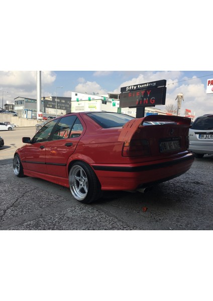 Bmw E36 Çift Kat Spoiler Fiberglass Boyasız fiyatları