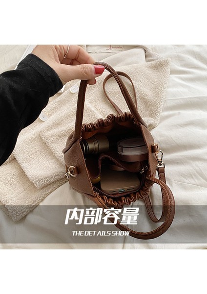 Yeni Retro Pileli Çanta, Kadınlar Için Modaya Uygun ve Çok Yönlü Düz Renkli Tek Omuzlu Çapraz Askılı Çanta (Yurt Dışından) fiyatları