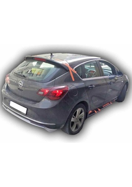 Opel Astra J Spoiler Çıtası Pianoblack 2010 Sonrası