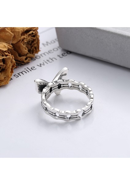 S925 Ayar Gümüş Renk Değiştiren Küçük Kelebek Ajur Tasarımlı Açık Uçlu Yüzük (Yurt Dışından) fırsatları