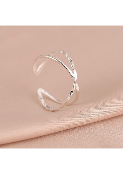 Geometrik Açılımlı Gümüş Yüzük, Kız Yüzük, Sade ve Şık (Yurt Dışından) modelleri