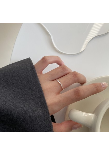 Düzensiz Dokulu Yüzük, S925 Ayar Gümüş Küçük ve Narin Yüzük (Yurt Dışından) modelleri