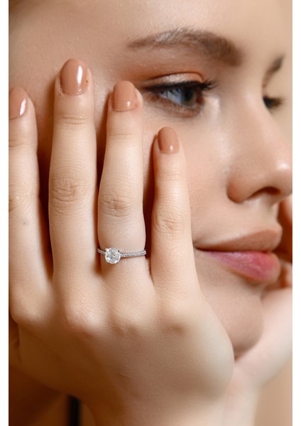 14 Ayar Altın Tektaş Yüzük Kenar Taşlı fiyatları