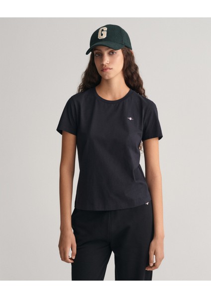 Kadın Siyah Regular Fit Bisiklet Yaka Düz T-Shirt 4200200.5