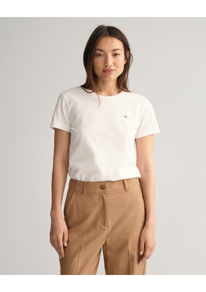 Kadın Beyaz Regular Fit Bisiklet Yaka T-Shirt 4200200.110