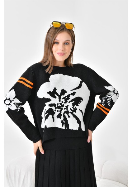 Kadın Çiçek Desen Detaylı Etekli Takım Siyah 20125 indirimleri