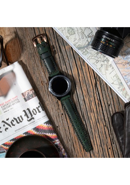 Samsung Galaxy Watch 4 / 5 / 6 44MM / 40MM / Galaxy Watch 5 Pro 45MM / Galaxy Watch 4 44MM / 40MM / Galaxy Watch 4 Classic 46MM / 42MM 47MM Active 2 40MM / 44MM Uyumlu Deri Kordon Yeşil Kayış
