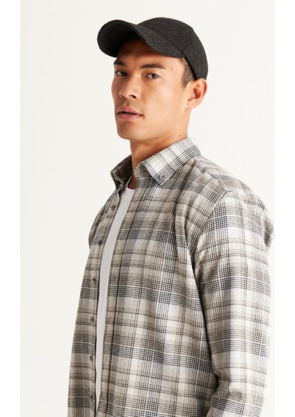 ALTINYILDIZ CLASSICS Erkek Gri-Beyaz Slim Fit Dar Kesim Düğmeli Yaka Pamuklu Ekose Desenli Flanel Oduncu Gömlek modelleri