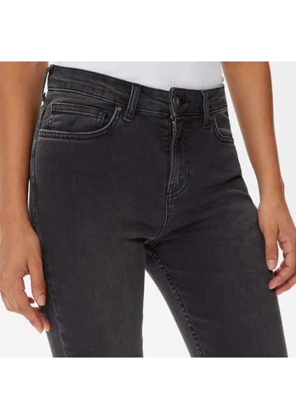 Nautıca Kadın Siyah Standart Fit Denim Pantolon 37P310T.0TB