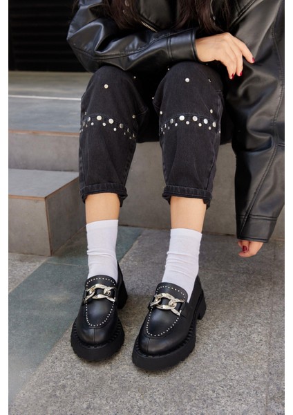 Pungy Siyah Deri Troklu Kadın Loafer