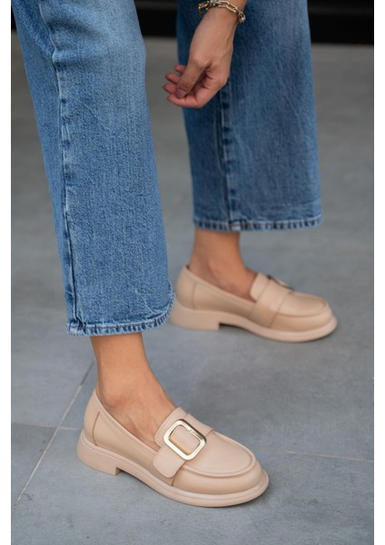 Balerine Nude Deri Altın Tokalı Kadın Loafer indirimleri