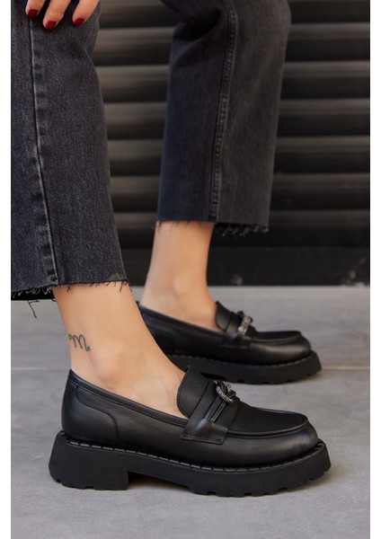 Lorita Siyah Deri Taşlı Kadın Loafer
