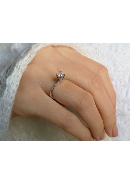 F Renk 0,26 Karat Pırlanta Kalp Tırnaklı Tektaş Yüzük 0404R0275 indirimleri