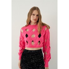 Sherin Fuşya Oversize Delikli Triko Crop Kazak