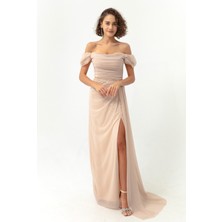 Lafaba Kadın Bej Kayık Yaka Drapeli Yırtmaçlı Uzun Simli Abiye Elbise