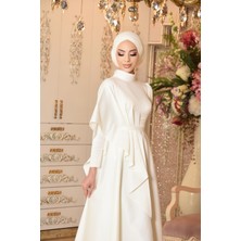 Mahidevran Beyaz Abiye Elbise Kırık Beyaz Renk Tek Omuz Pelerin Detaylı Kadın Tasarım