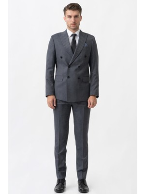 White Stone Gri Uyumlu Beyaz İnce Çizgili Slim Fit Kruvaze Premium Takım Elbise