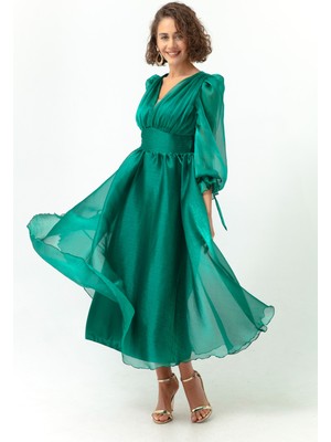 Lafaba Kadın Zümrüt Yeşili Balon Kol V Yaka Midi Abiye Elbise