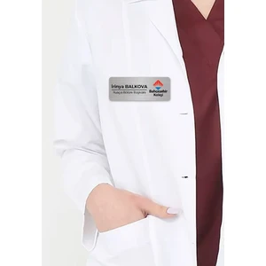 Gümüş Metal Yaka Isimliği Mıknatıslı Kişiye Özel Logolu