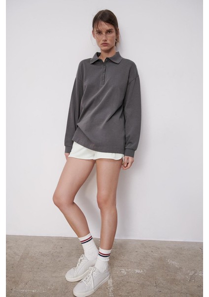 Polo Yaka Gri Füme Sweat Bluz