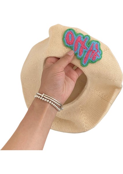 Kadınların Yeni Yüksek Kaliteli Işlemeli Beresi (Yurt Dışından)