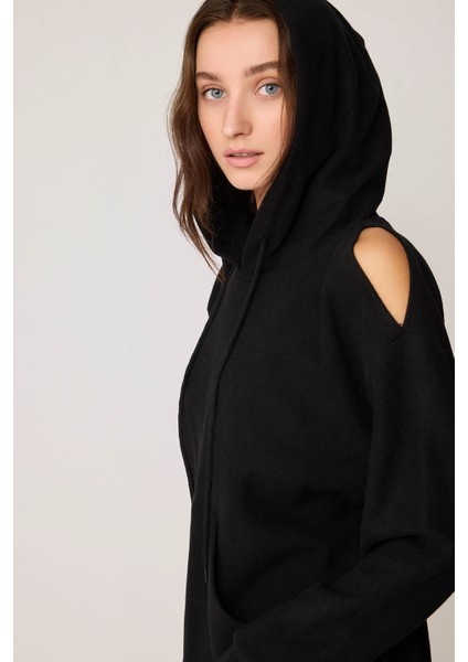 Omuz Dekolteli Kanguru Cep Kapüşonlu Sweatshirt fiyatları