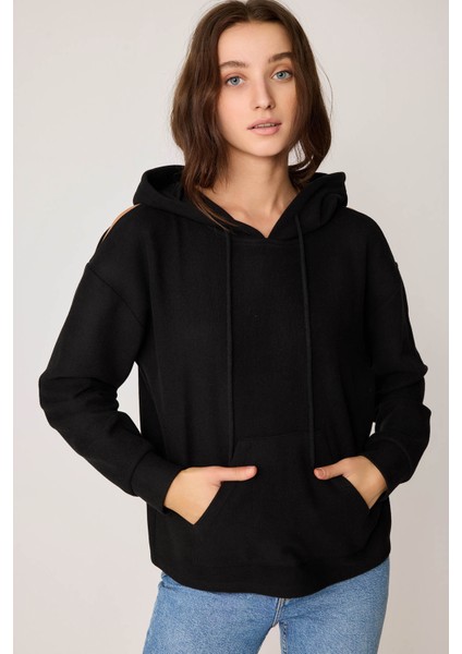 Omuz Dekolteli Kanguru Cep Kapüşonlu Sweatshirt modelleri